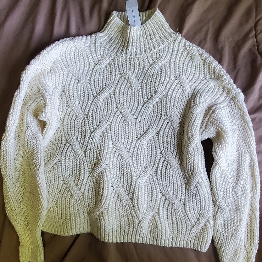 NWT American Eagle white knit sweater